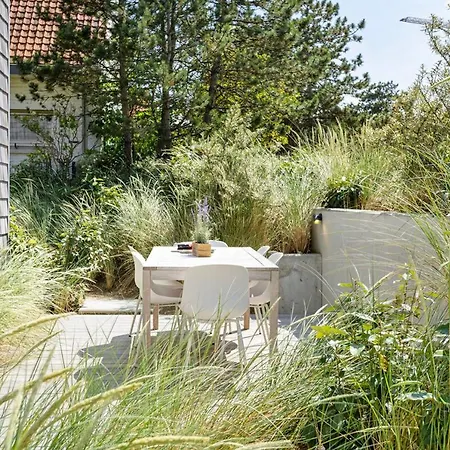 Luxe Strandappartement Met Zonneterras & Parking Apartmán Koksijde