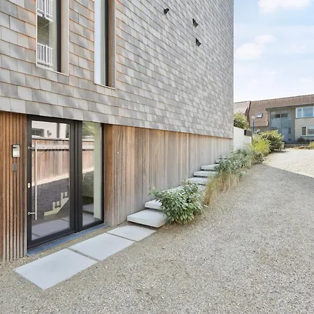 Luxe Strandappartement Met Zonneterras & Parking Apartmán