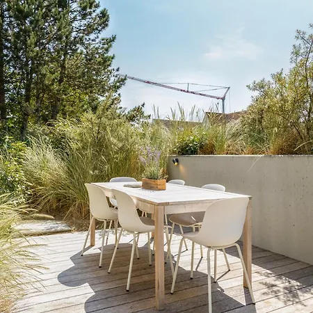 Luxe Strandappartement Met Zonneterras & Parking Apartmán Koksijde